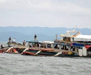 El ferri transportaba a bordo 189 personas al momento del naufragio.