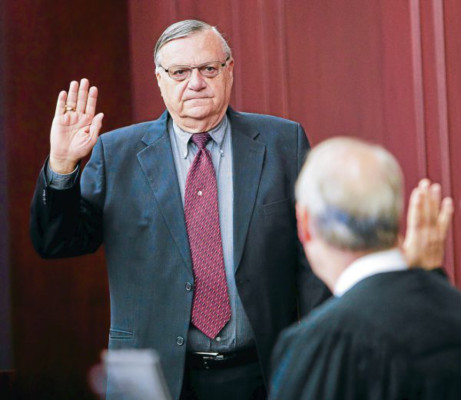 Joe Arpaio cuestionado por denuncias sexuales