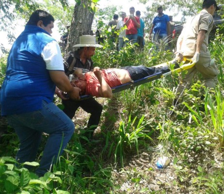 Al menos 20 heridos en accidente de bus en Santa Bárbara