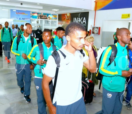 Epharaim Mashaba: 'Honduras será un rival difícil parecido al de Costa Rica'