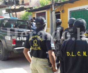 La 'Operación Rastreador' se realiza también en colonia Reparto por Arriba. Foto: Estalin Irias. Noticias de Honduras/ Sucesos de Honduras/ El Heraldo Honduras