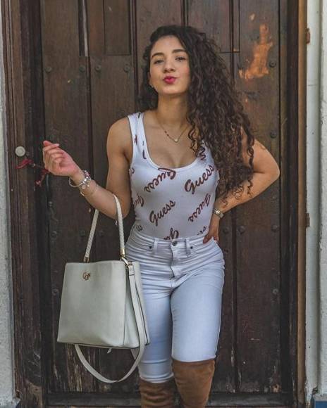 Keren Canelón, tiktoker venezolana criticada por asegurar que fue abuela “a los 22 años”