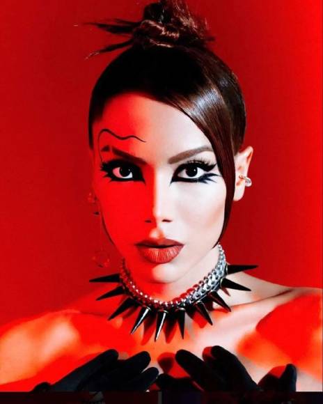 Rinosplatia, reducción de pechos y remoción de quijada: el cambio físico de Anitta gracias a las cirugías plásticas