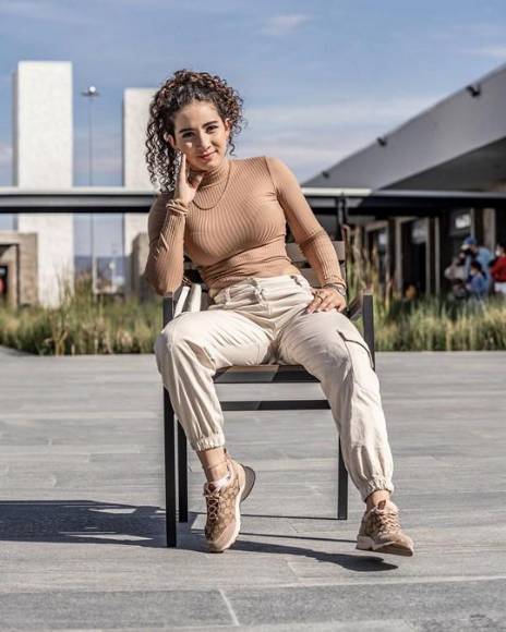 Keren Canelón, tiktoker venezolana criticada por asegurar que fue abuela “a los 22 años”