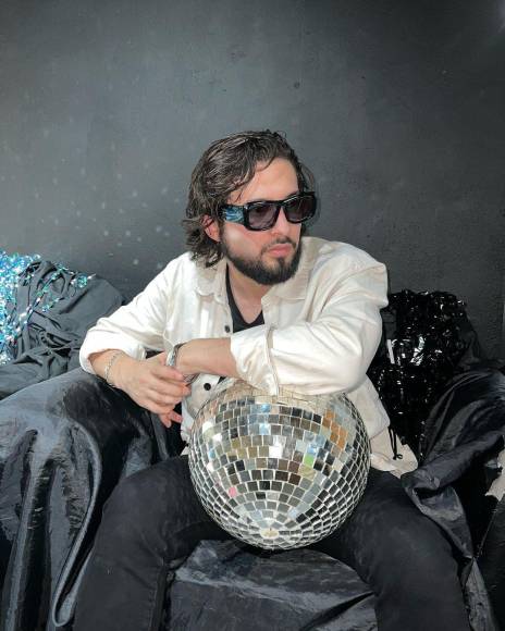 Mr. Hillman, el influencer que expuso a su exprometida por serle infiel