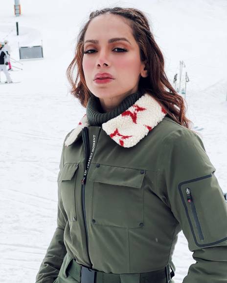 Rinosplatia, reducción de pechos y remoción de quijada: el cambio físico de Anitta gracias a las cirugías plásticas