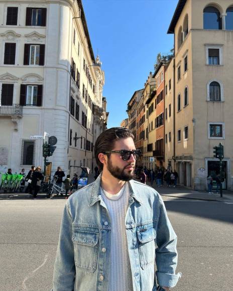 Mr. Hillman, el influencer que expuso a su exprometida por serle infiel