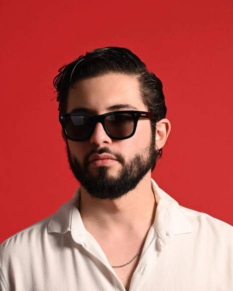 Mr. Hillman, el influencer que expuso a su exprometida por serle infiel