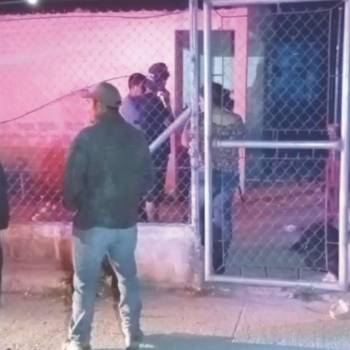 Acribillan a dos hombres en  el interior de sus viviendas