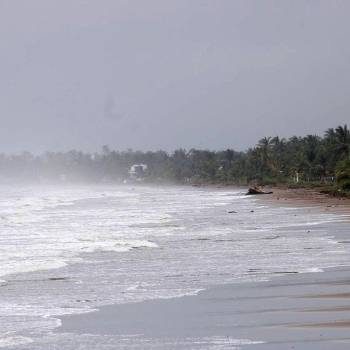 Tormenta Alvin provocará este viernes intensas lluvias y oleaje en México