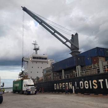 ¿Qué venía dentro de los contenedores del barco que atracó en Puerto de Henecán?