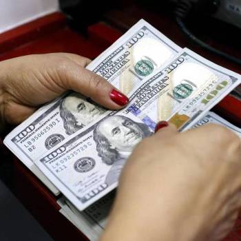 Hondureños pagarían doble cobro por remesas desde EE UU: tarifa más impuesto del 3.5%