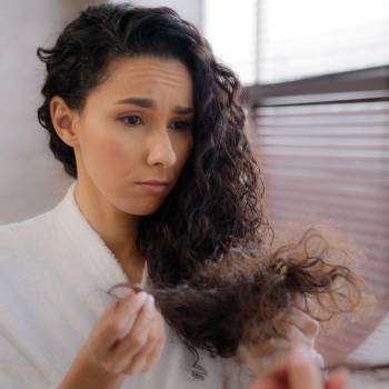 Errores comunes que impiden que su cabello crezca sano y brilloso