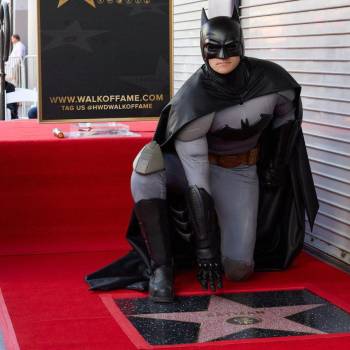 Batman, primer superhéroe con una estrella en el Paseo de la Fama