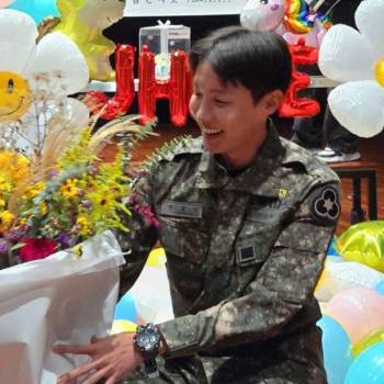 BTS: J-Hope se reencuentra con Jin tras finalizar su servicio militar