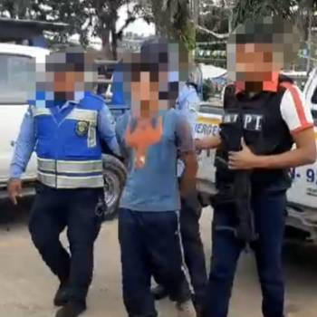 El sospechoso, un joven de 20 años y residente en la colonia Los Pinares de Trojes, fue aprehendido por su presunta implicación en un acto de violencia que cobró la vida de otro individuo