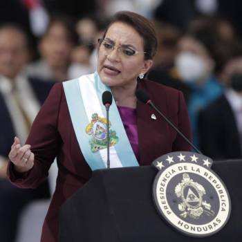 La mandataria exteriorizó su molestia por las masacres ocurridas en los últimos días, y a través de Twitter, hizo un reclamo a las autoridades de la Secretaría de Seguridad. “Todo lo que me han solicitado se los he resuelto”, aseguró