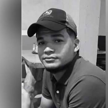 Los hermanos viajaban en motocicleta cuando fueron atacados por dos sujetos también en moto. Horas después se confirmó la muerte del joven de 18 años