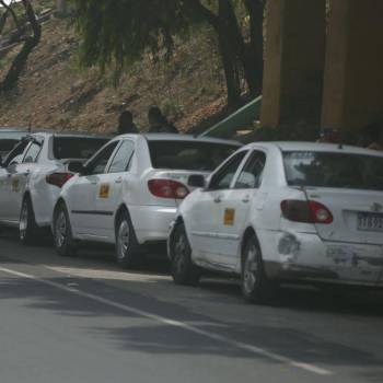 Más de 70% de los taxis de la capital deben ser renovados por antigüedad