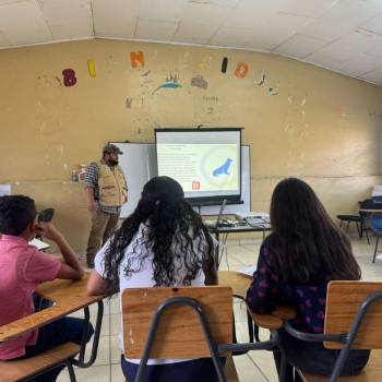 Escolares se forman como guardianes del ambiente en jornada educativa