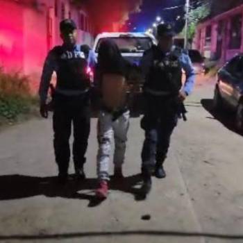 Este tipo de armamento es de alto calibre y está asociado con actividades delictivas de gran peligrosidad