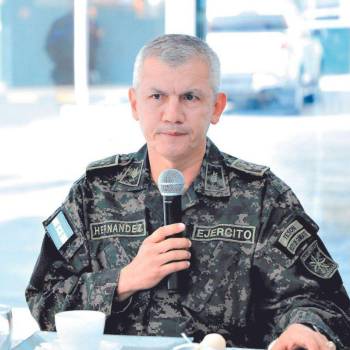 Partido Nacional exige rendición de cuentas a jefe de las FF AA por politización