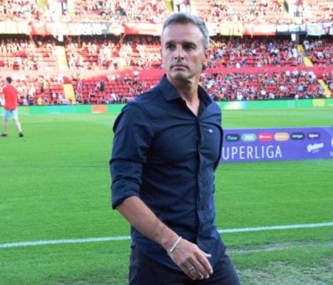 Los diez datos que no sabías de Pablo Lavallén, nuevo DT de Olimpia