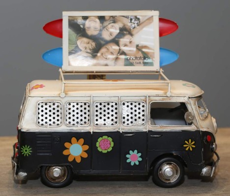 Medios de transporte como adornos