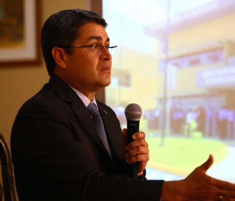 Juan Orlando Hernández mandará propuesta al Congreso Nacional para regular la reelección presidencial
