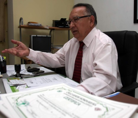 José Cecilio Baide Hernández, un educador que ayudó a forjar el futuro del país