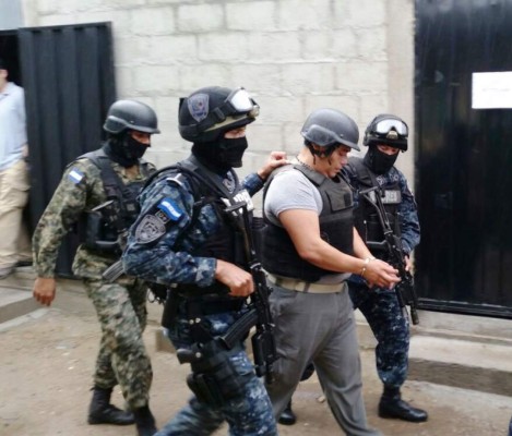 Honduras entrega a la DEA y al FBI al expolicía Wilmer Alonso Carranza