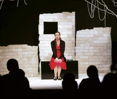 Inma López, la española que conquistó el teatro hondureño