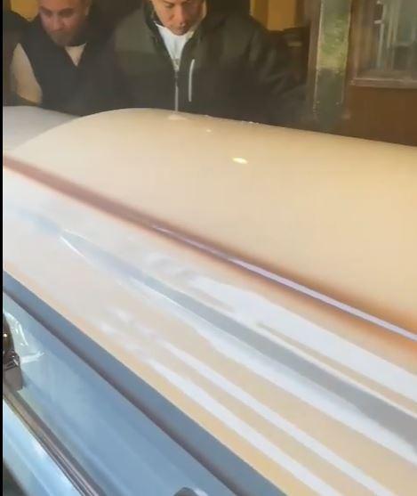 Con cantos al ritmo de banda y una caravana: reciben cuerpo repatriado de Keylin Chávez, joven asesinada en Maryland