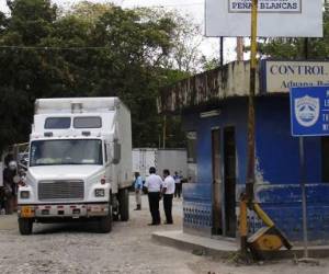 El camión llevaba materiales de construcción.