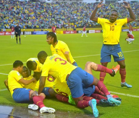 Ecuador con marcha perfecta vence 2-0 a Bolivia en la eliminatoria sudamericana
