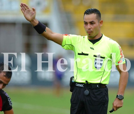 Tripleta de árbitros hondureños estará en el Mundial Sub 17 de Chile