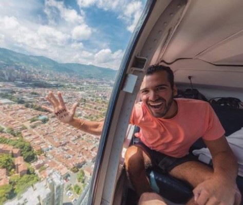 Filántropo, creador de contenido e influencer, así es Jonathan Kubben, el novio de Aislinn Derbez