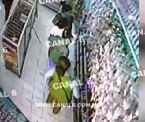 Video capta banda de mujeres robando en tienda de SPS