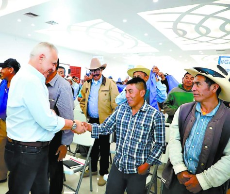 Mauricio Oliva: 'A mí nadie me fue a rogar para que me lanzara”