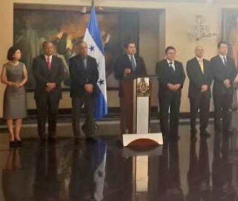 JOH advierte que vienen acciones contra delincuentes y corruptos