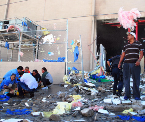 Un muerto y 40 heridos por fuerte explosión en fábrica