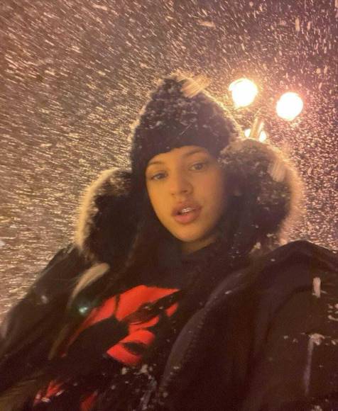 Ama las motos, el flamenco y la moda: datos que no conocías sobre Rosalía