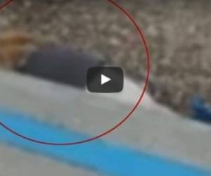 Pareja fue grabada teniendo sexo a plena luz del día en una playa inglesa.