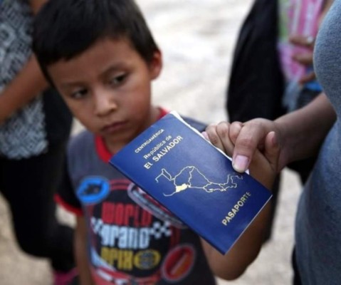 EEUU: Llegan primeros niños refugiados de Centroamérica