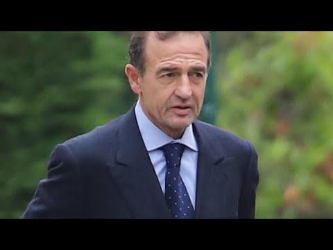 ¿Quién es Alessandro Lecquio, el polémico presentador español que arremetió contra Shakira por nueva canción?