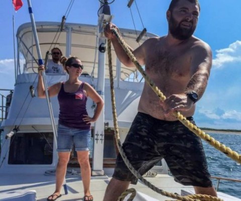 Una familia cazatesoros vive tras el oro de un naufragio en Florida