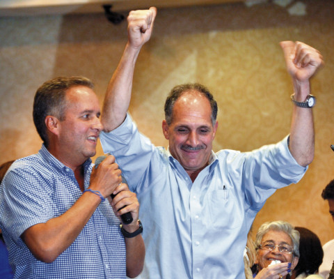 Nasry Asfura espera resultados oficiales