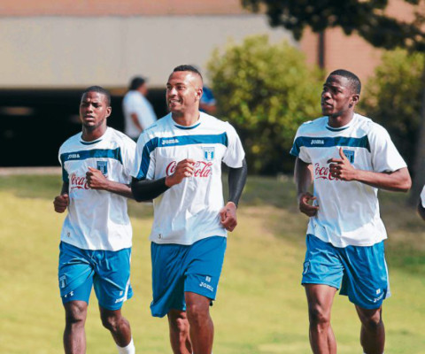 Wilson, Muma y Roger se suman a la selección hondureña