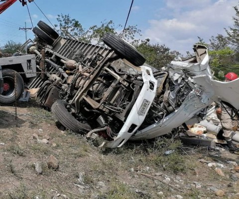 Las imágenes del aparatoso accidente en Copán que dejó 10 heridos