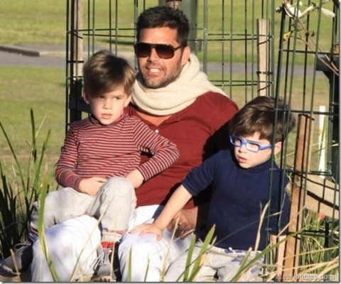 La incómoda pregunta que hizo a Ricky Martin uno de sus hijos &nbsp;